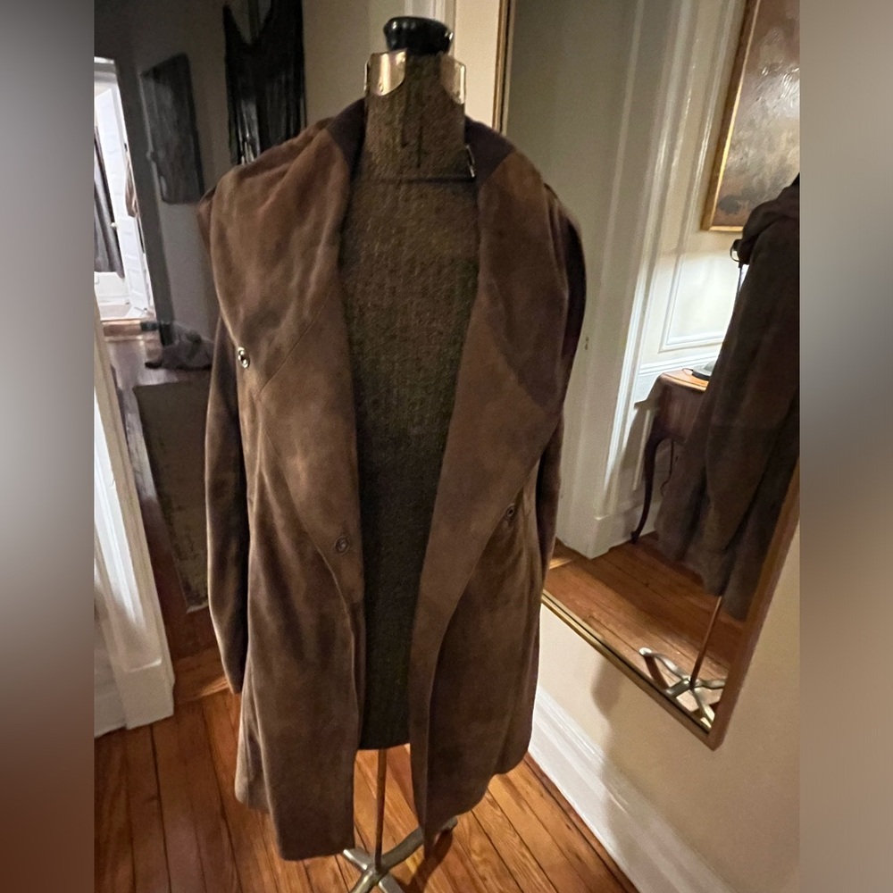 Jacket - Picture 2 of 9